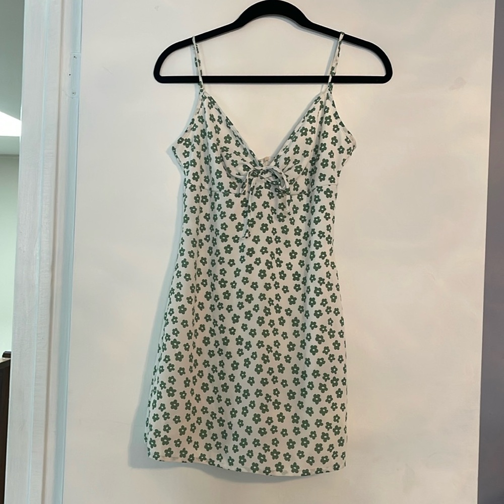 BLUE BLUSH small white w/ green floral  mini dress